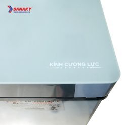 Góc bên phải của tủ đông kính cường lực