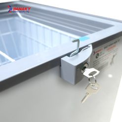 Khóa của tủ đông kính cường lực