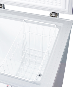 Giỏ đựng đồ tiện lợi tách biệt có thể bỏ ra khi không sử dụng.