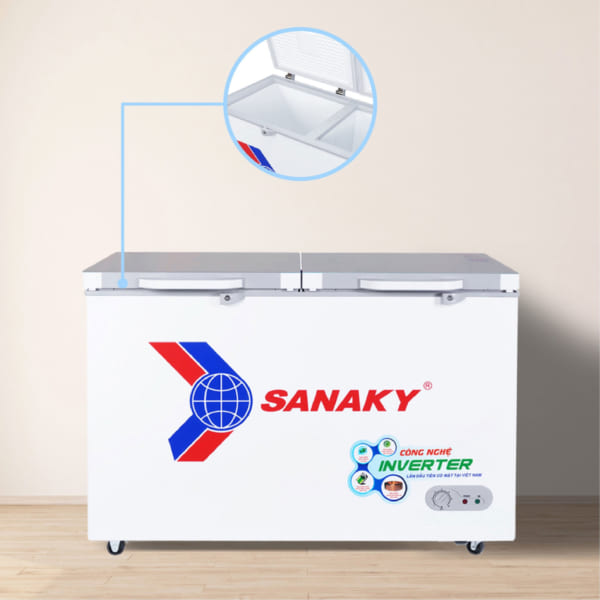 Lòng trong tủ đông inverter Sanaky VH-3699A4K
