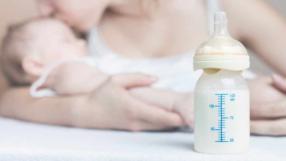 Nhiệt độ bảo quản sữa mẹ trong tủ đông mini