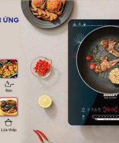 Bảng điều khiển cảm ứng với 8 chế độ nấu tiện lợi